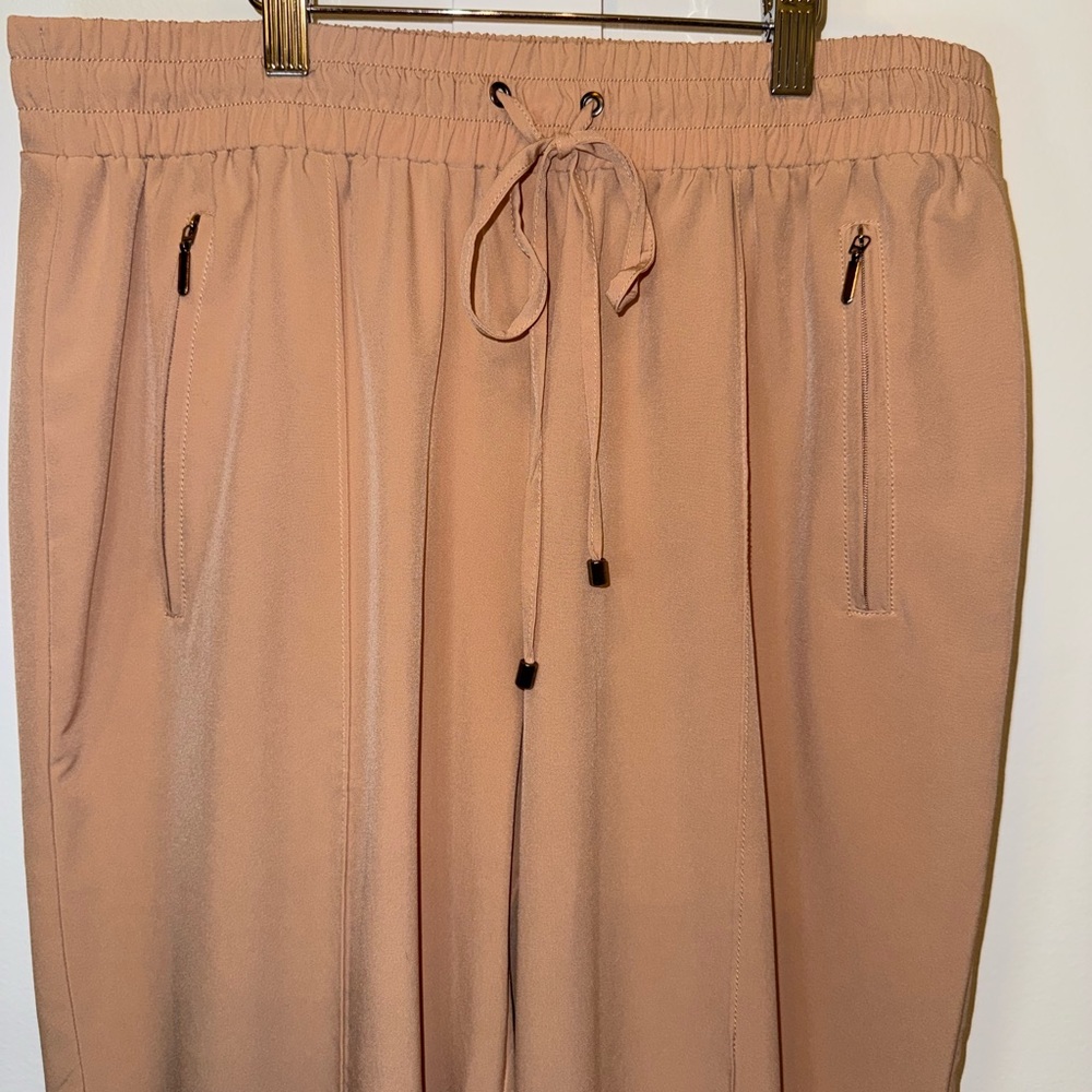 Soho Apparel Women's Pull-on Jogger Casual Pants Large 27.5" L NO POCKETS